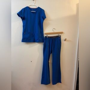 Heart & Soul Blue scrubs xs